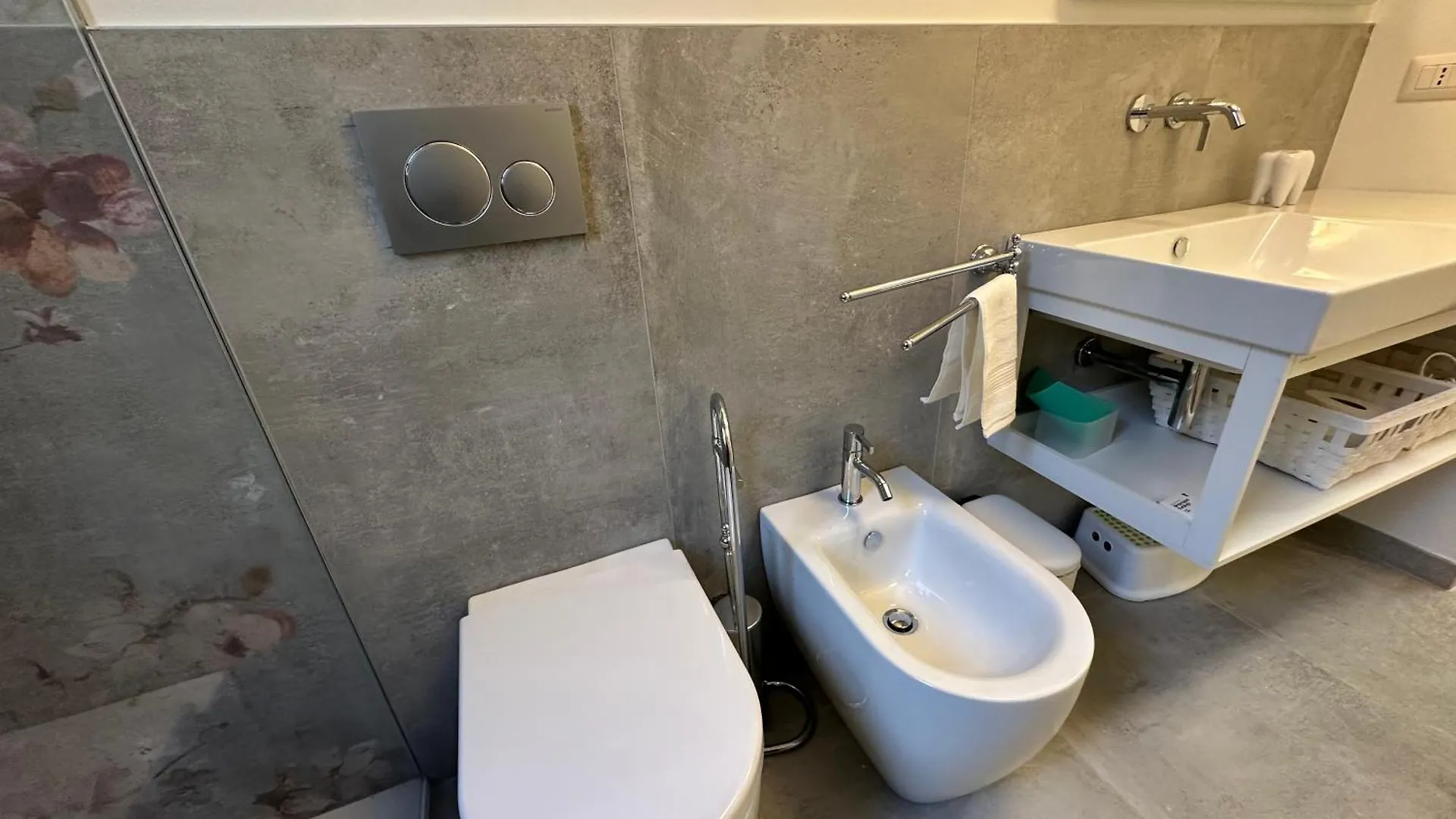 Flowers, A Cozy Suite In Mailand 0*,  Italien