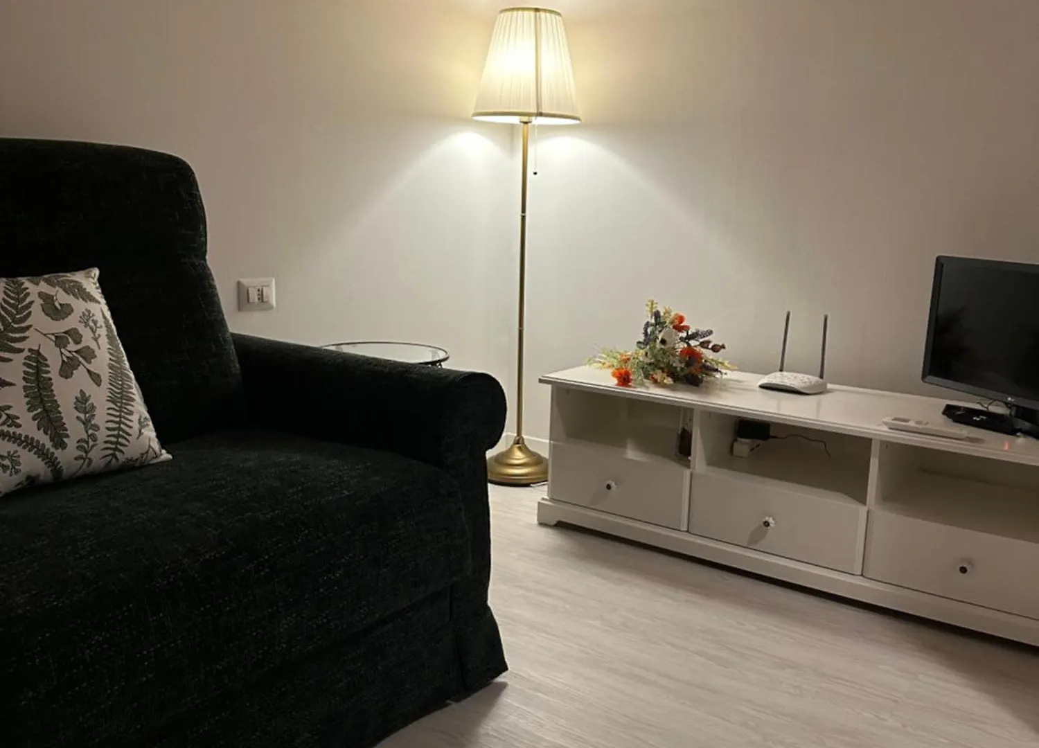 Apartment Flowers, A Cozy Suite In Mailand