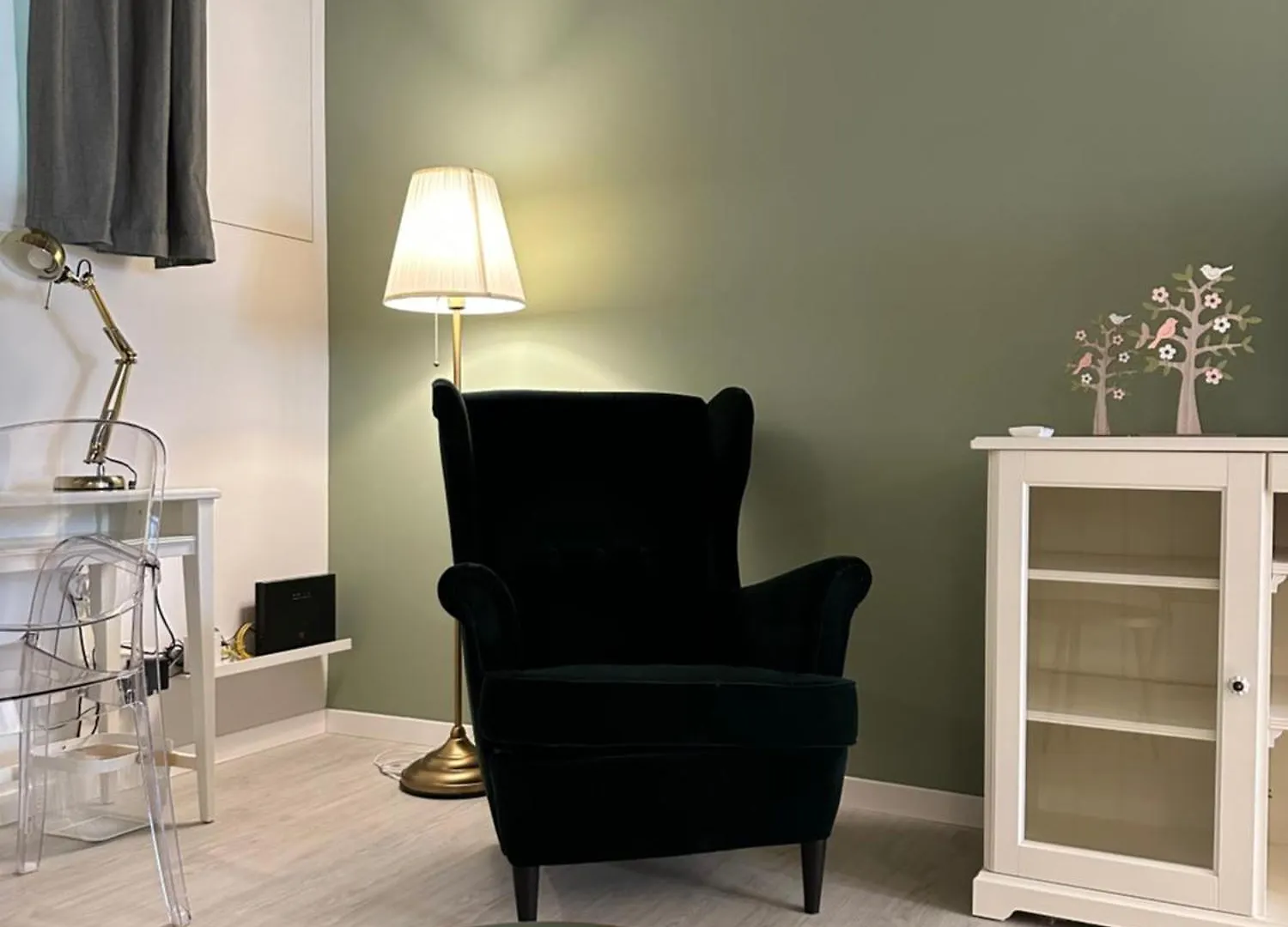 Apartment Flowers, A Cozy Suite In Mailand