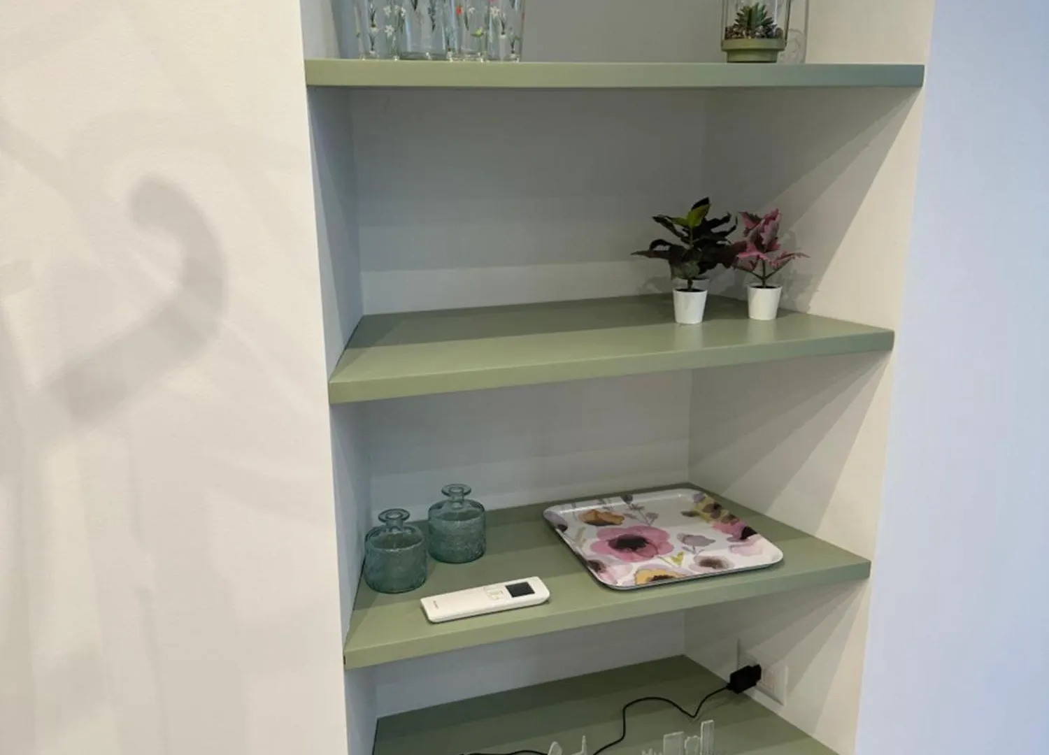 Flowers, A Cozy Suite In ميلان شقة